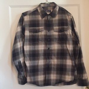 Men’s Button Down Patagonia XS